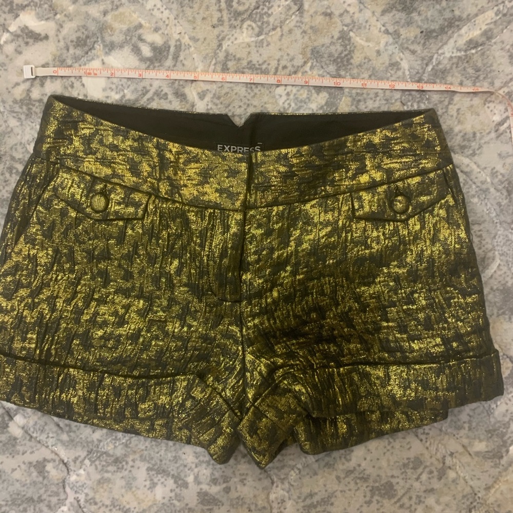 Express shorts